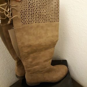 Torrid boots